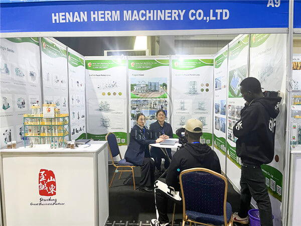 herm_exhibition_nigeria (2)